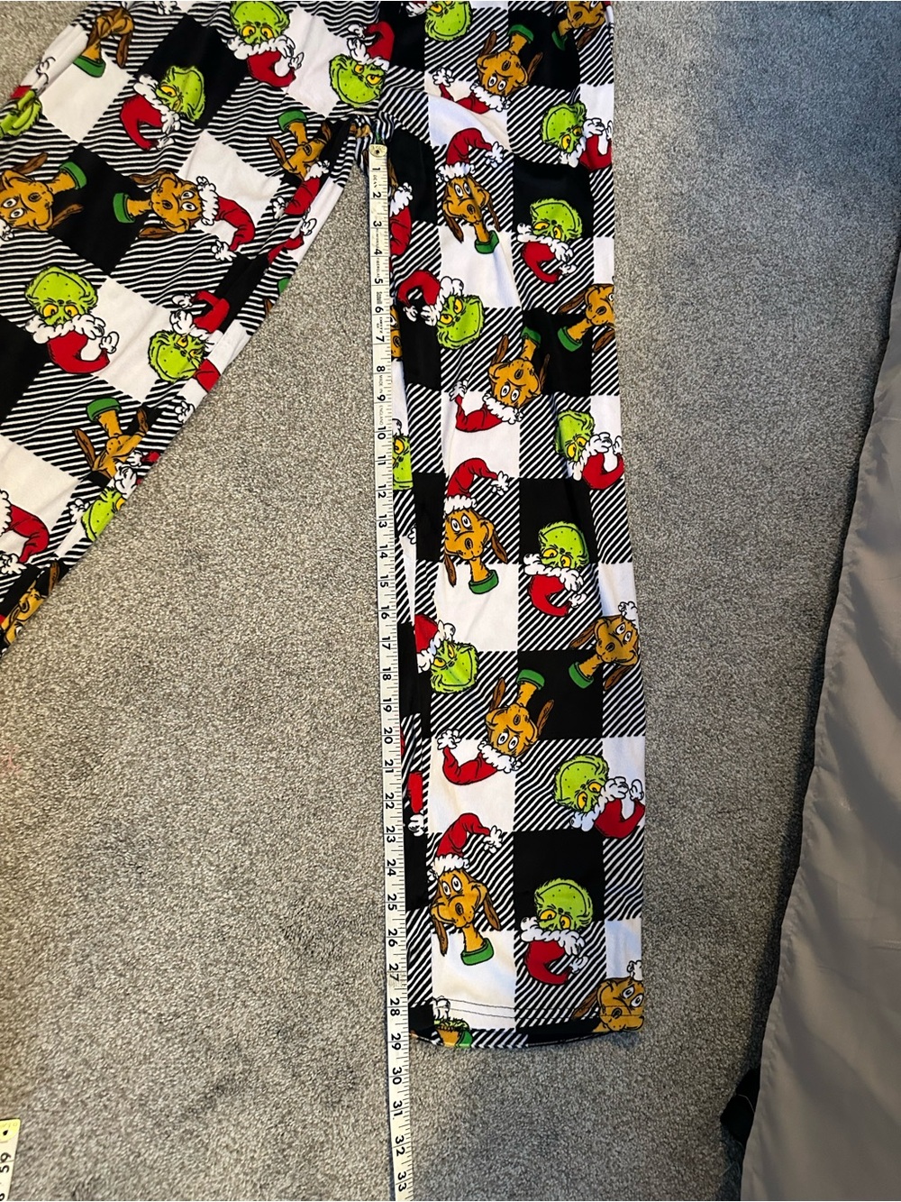 'Merry Grinchmas' Black & Multi Pajama Set NWT  Size XS - Picture 9 of 9